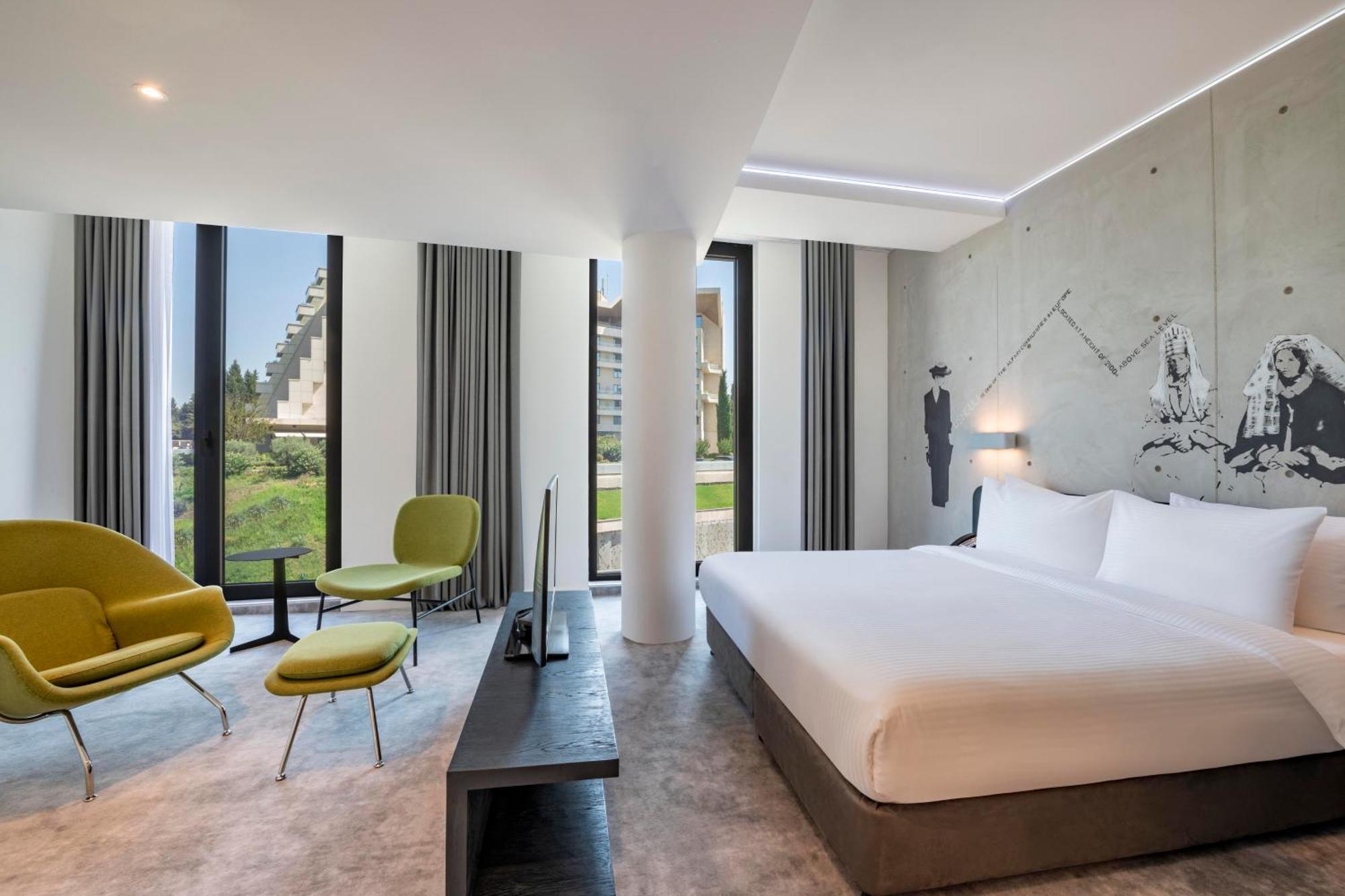Golden Tulip Design Tbilisi Hotel Room photo